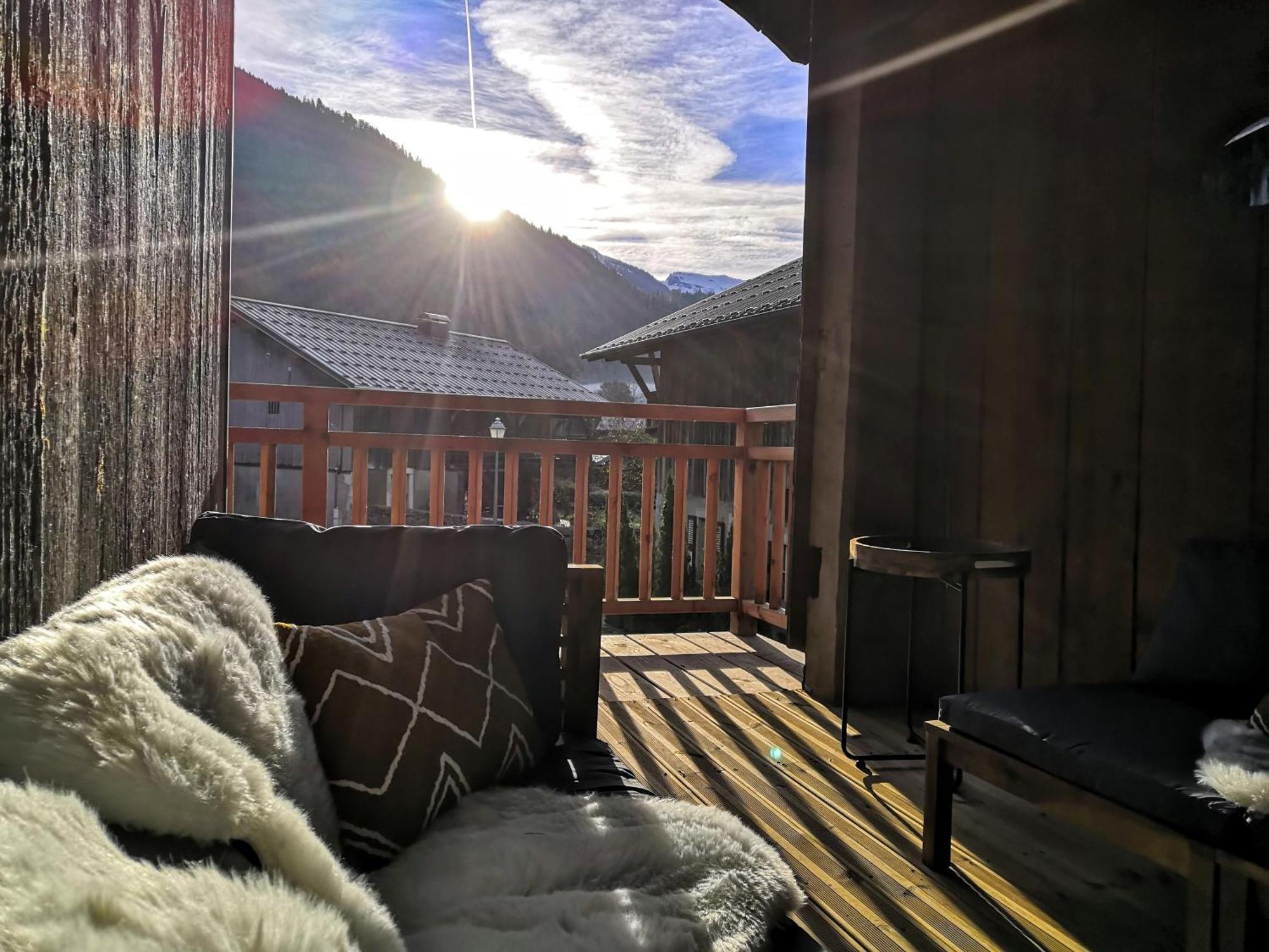 Chez Leon, Jacuzzi Et Sauna Des Le 1Er Septembre 2025 Samoens Ngoại thất bức ảnh